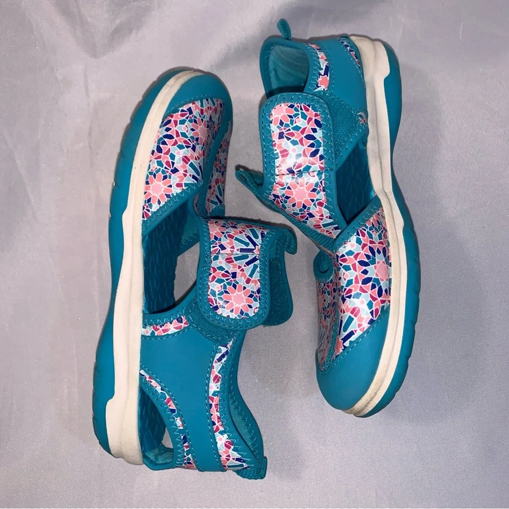 Lands’ End Sandals Kids Youth Size 4 Floral Teal Pink Closed Toe Shoes